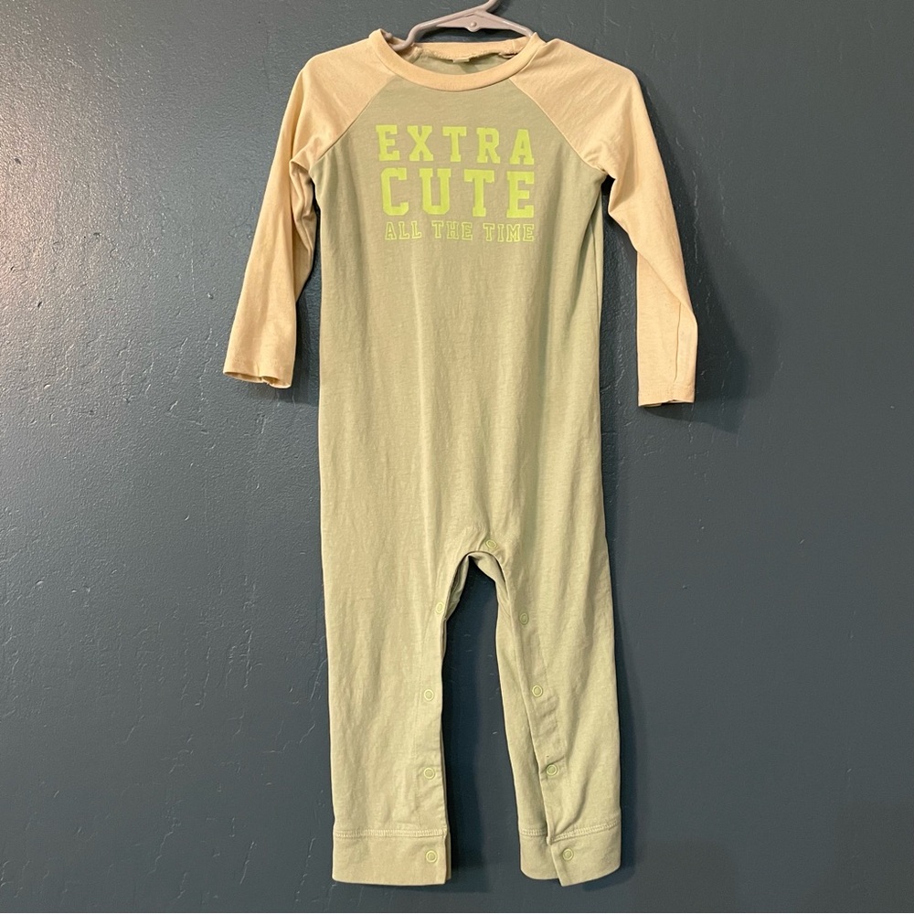 Okie Dokie Green and Cream Graphic Long Sleeve Playsuit Size 24 Months